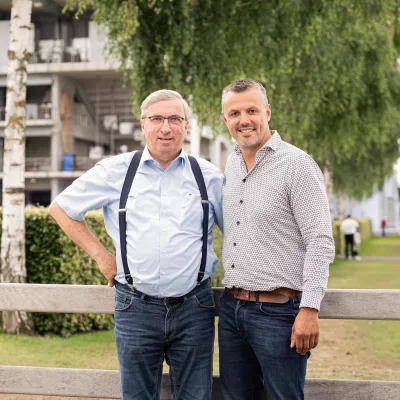 Jeffrey De Sutter and Theo Berger